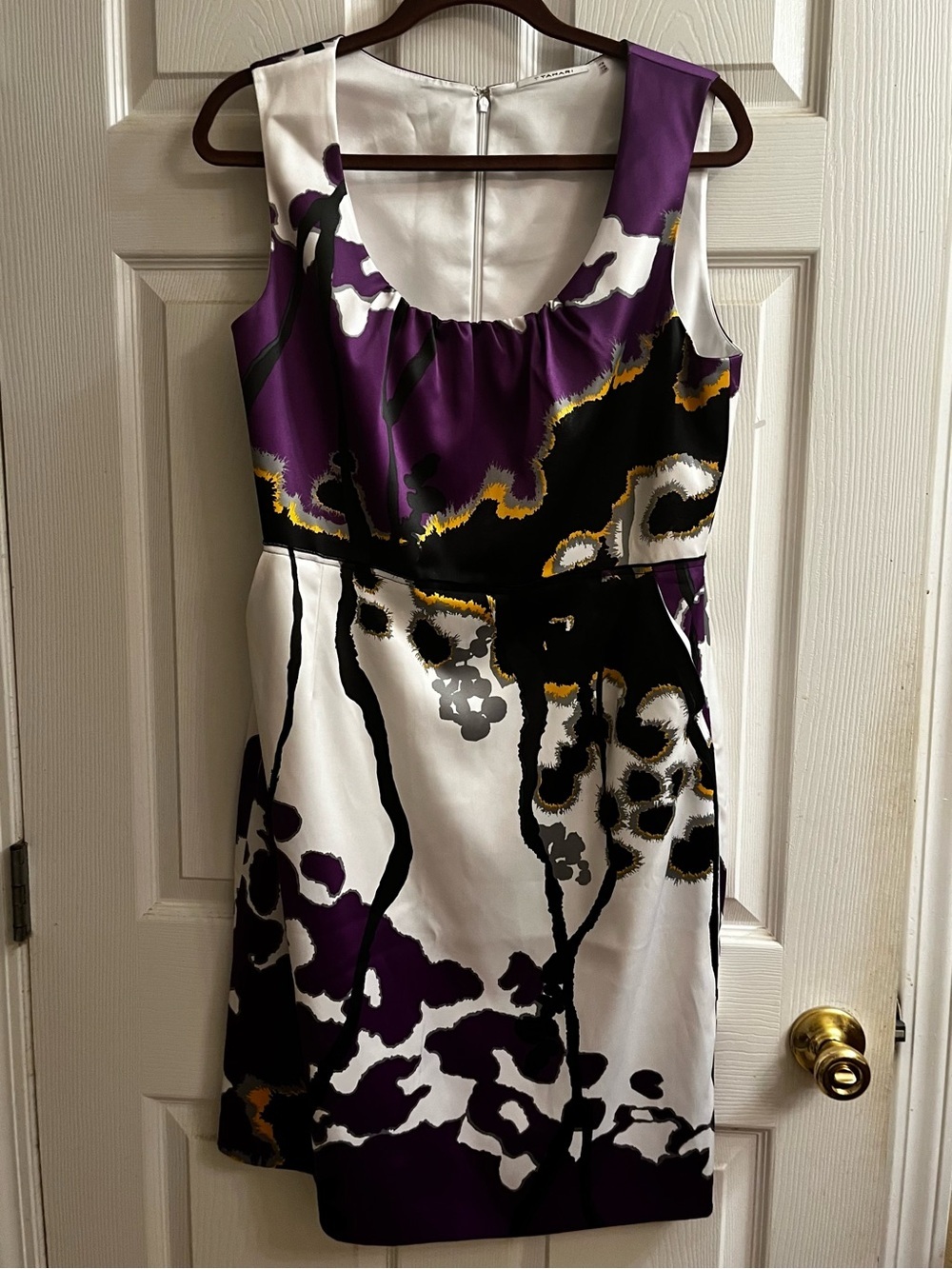 T Tahari Purple, White & Black Floral Scoop-Neck Sheath Dress~14